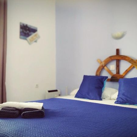 Spanish Galleon Lodge Cadice Esterno foto