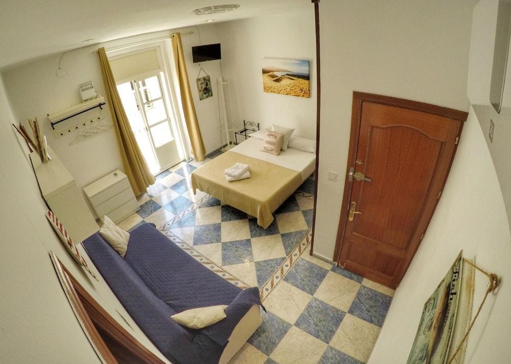 Spanish Galleon Lodge Cadice Esterno foto